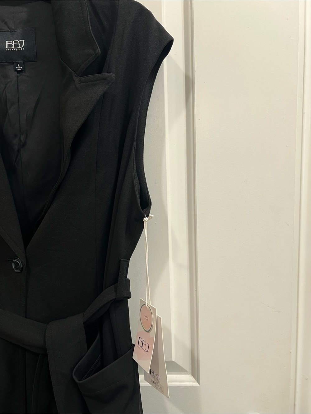 BBJ Black Sleeveless Belted Blazer - Picture 10 of 16